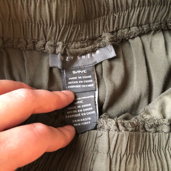 Suzy Sheir | Silky Jogger Pants - Picture 8 of 10